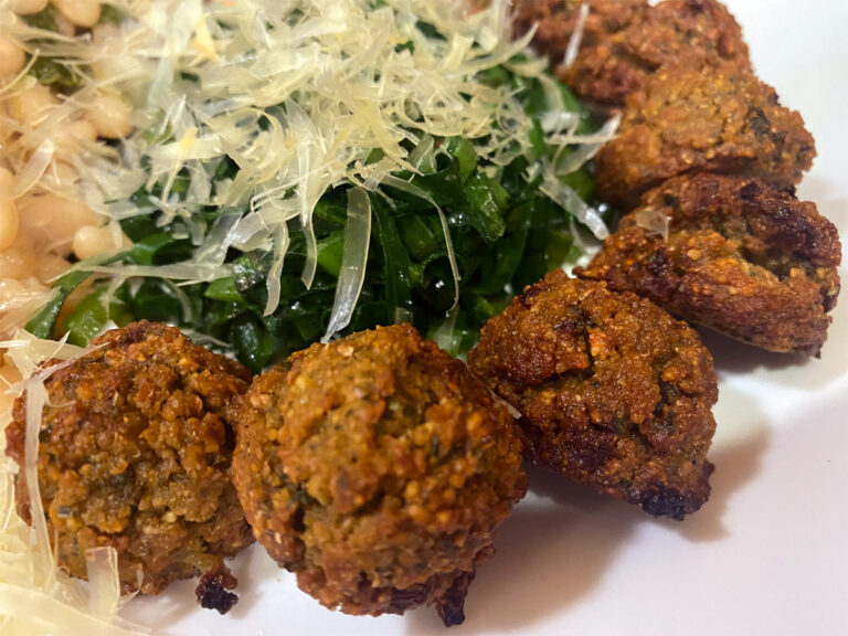 Falafel Heißluftfritteuse Rezept: Schnell und einfach zu knusprigen Bällchen