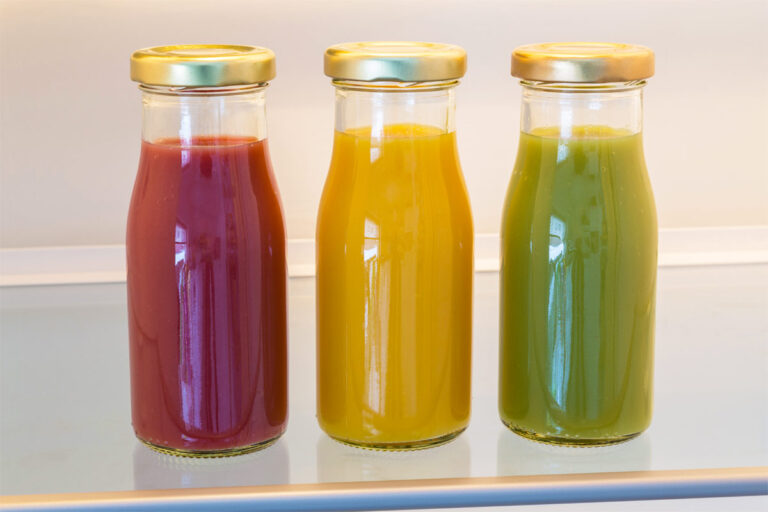 Wie lange hält ein Smoothie im Kühlschrank? Das solltest du unbedingt wissen!