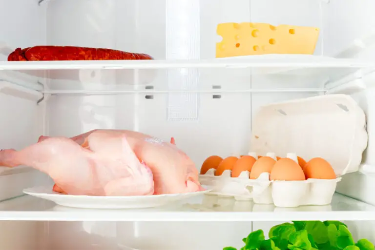 Wie lange hält sich Hähnchen im Kühlschrank?