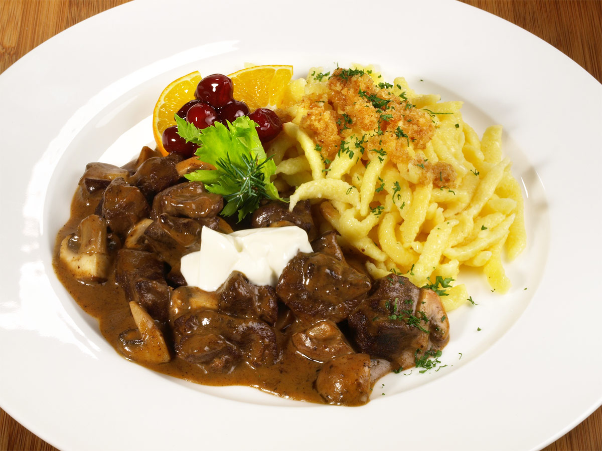 Beilagen Hirschgulasch und wie du sie richtig aufpeppst