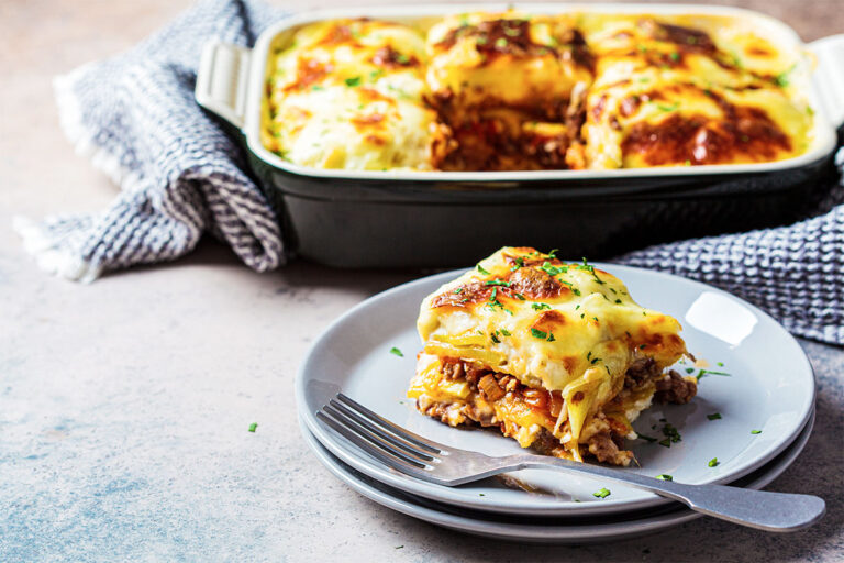 Griechische Moussaka: Rezept einfach schnell zubereiten