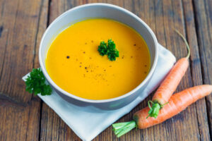 Karottensuppe mit Kartoffeln Rezept