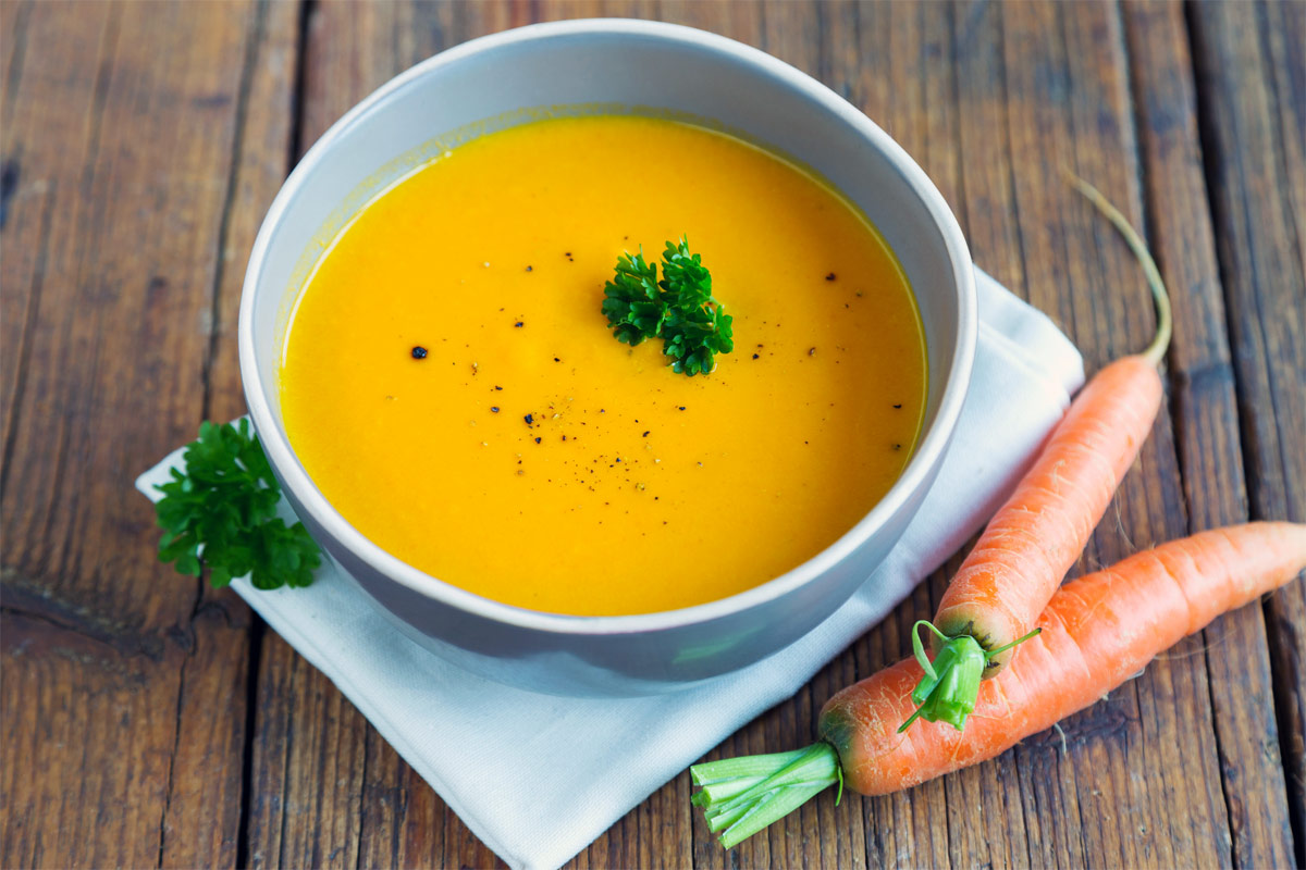 Karottensuppe mit Kartoffeln: Ein köstliches und einfaches Rezept