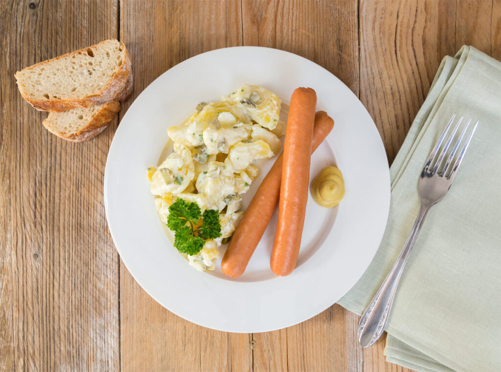 Kartoffelsalat mit Würstchen