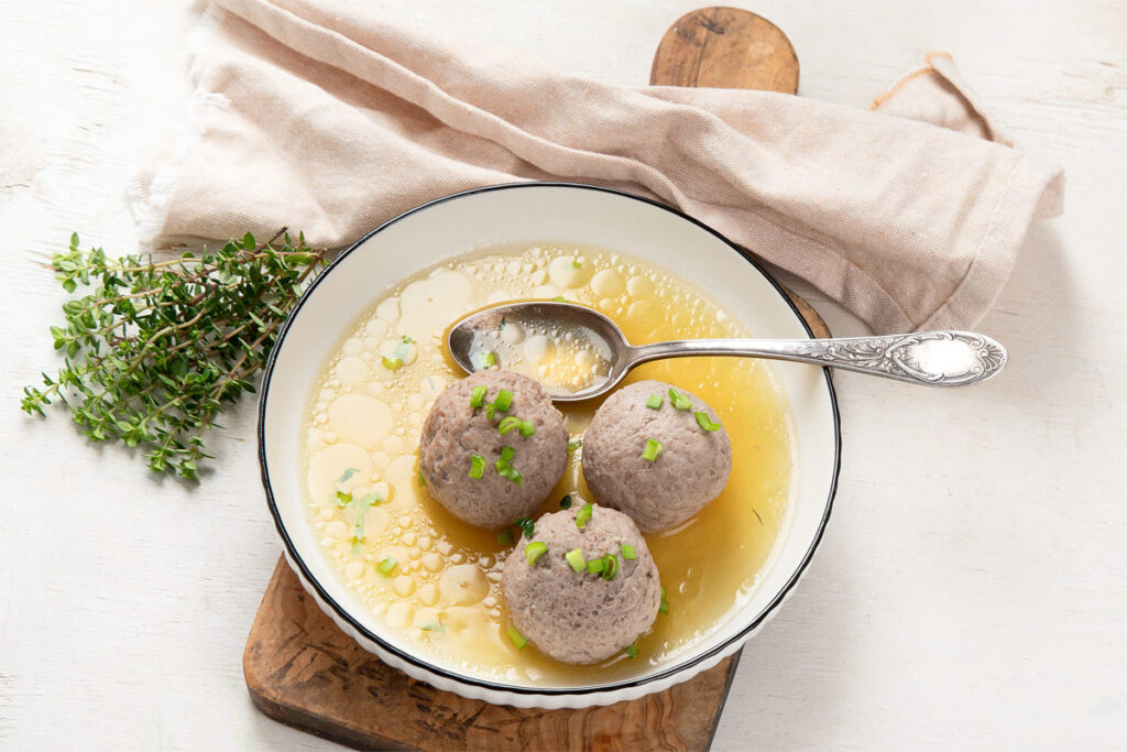 Leberknödel mit Brühe