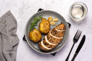 Hähnchenbrust im Ofen mit Kartoffeln Rezept